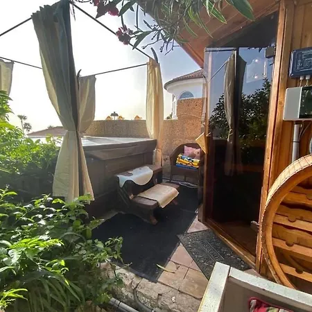 Moringa Garden Lejlighed